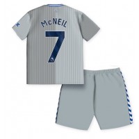 Camisa de time de futebol Everton Dwight McNeil #7 Replicas 3º Equipamento Infantil 2023-24 Manga Curta (+ Calças curtas)